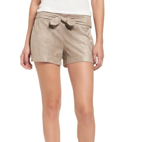 cupcakes & cashmere Pants - Cupcakes and Cashmere Faux Suede Graclyn Shorts